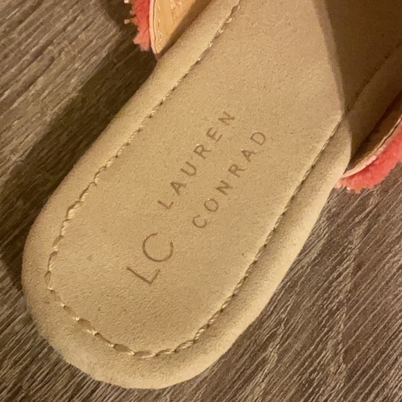 NWOT Lauren Conrad Boho Sandals - Picture 2 of 2